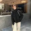 Chaqueta corta de algodón con capucha y relleno de plumón, nuevo estilo de invierno, ropa para mujer de talla grande, corte holgado, adelgazante, engrosada, abrigo acolchado cálido
