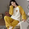 Pijamas Nuevos de Otoño e Invierno para Mujer, Franela Engrosada, Pantalones Largos Casuales de Dibujos Animados Dulces, Ropa de Casa de Terciopelo Coral para Mujer
