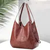 Bolso de mujer transfronterizo de gran capacidad 2026, bolso de hombro de cuero suave, bolso versátil y moderno para debajo del brazo, bolso de mano tipo tote para mujer estilo coreano