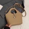 Bolsa de Cubo Portátil de Textura Pebbled Simple de Nuevo Estilo de Primavera para Mujeres que Viajan al Trabajo, Bolso Cruzado Casual Versátil