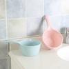 Cuchara de agua de plástico engrosado con mango largo, cuchara para baño, cuchara para baño de niños, cuchara de agua para cocina, cuchara de agua para el hogar