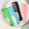 Venda Direta da Fábrica Plástico Colorido Pente de Dentes Largos Infantil Alisamento de Cabelo Pente de Cabelo Mini Portátil Embalagem Independente