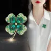 Broche Artístico y Lujoso de Trébol de Cuatro Hojas de Gama Alta para Mujer, Elegante Pasador de Solapa para Traje con Sentido del Diseño