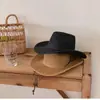 Chapéu de Palha Trançado Vazado Primavera e Verão para Mulheres, Aba Larga Proteção Solar, Versátil para Férias na Praia e Passeios, Chapéu de Cowboy Ocidental