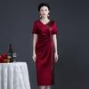 Vestido cheongsam de la marca Shenzhen para banquete de boda, vestido de madre feliz, banquete de alta gama, ácido acético, vestido rojo de suegra de mediana edad, venta al por mayor