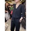 88070 Big Aimei Yiyuan 2023 Otoño e Invierno Nuevo Manga Larga Cuello en V Ajustado Adelgazante Top de Mujer Monopecho Moda Trendy