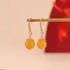 Yuebao Jewelry Plata de Ley S925 Ámbar Cuentas Redondas Ganchos para Orejas Flor Pequeña Estilo Nacional Retro Nuevo Estilo Chino Pendientes para Mujer Dropshipping
