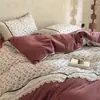 Estilo Hepburn Francés Línea A 100% Algodón 21s Cepillado de Alta Gama Juego de Ropa de Cama de Cuatro Piezas Estampado Floral Retro Estilo Encaje de Algodón Puro Ropa de Cama