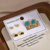 Pendientes de Tachuela de Trébol de Cuatro Hojas de Acero Inoxidable Rojo Dorado Más Vendidos Set de Tres Piezas para Mujer Redondo Incrustado de Diamante Joyería para Orejas Pequeña de Nicho con Acabado de Alta Gama