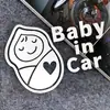 Coche de comercio exterior tiene bebé bebé bebé bebé en la ventana trasera del coche pegatina de coche linda linda linda linda linda calcomanía reflectante para coche