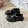 Sapatos femininos estilosos retrô de sola macia modelo primavera e outono 2026 sapatos estilo princesa britânica para meninas sapatos pretos infantis para performance
