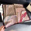 Bufanda Estampada de Seda Artificial con Patrón de Cadena Estilo Europeo y Americano para Mujer, Chal de Alta Gama, Bufanda para el Cuello de Protección Solar, Pañuelo para la Cabeza, Bufanda