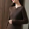 Suéter de Lã Tricotado de Alta Qualidade Outono/Inverno 2026 Novo Estilo Chinês com Botões e Gola Alta para Mulheres, Suéter Básico Retrô de Caimento Justo
