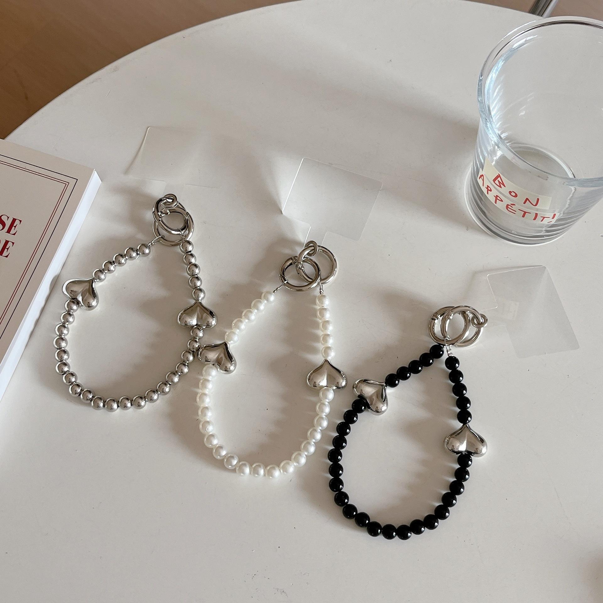 C8F8B2BC-F059-4D5A-AB69-F92633