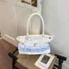 Bolsa Tote Plissada Estilo Coreano 2026 para Mulheres, Bolsa de Ombro Única com Design Inovador e Pingente de Estrela, Versátil para Usar no Ombro