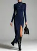 2026 Vestido Elegante da Moda Europeu e Americano Amazon Site Independente Cruzado para Mulheres com Caimento Justo e Barra Irregular de Manga Longa