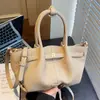 Bolso Retro Transfronterizo para Mujer 2025 Nuevo Nicho de Gama Alta Bolso de Hombro para Viajes Diarios Bolso Cruzado Versátil y de Moda