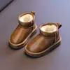 Botas de Neve de Couro Infantil 2026 Novas Botas de Inverno Meninas e Meninos Botas Curtas Acolchoadas com Pelúcia Sapatos de Algodão para Meninos Botas de Bebê