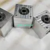 Convertidor de Ángulo de Engranaje Cónico Pequeño 42*42 Relación de Engranajes de 90 Grados 1:1 Caja de engranajes de transmisión en ángulo recto Eje Agujero Ranura de chaveta Hexagonal Agujero en D