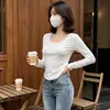 Camiseta de manga larga para mujer con hombros rectos, estilo corto ajustado para otoño e invierno, cuello sexy de botones abiertos, top interior, camiseta básica a la moda para chicas sexys