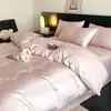 Juego de ropa de cama de cuatro piezas de jacquard de satén de algodón puro Clase A, 60 hilos, juego de tres piezas de lujo ligero de algodón, funda de edredón, sábana, sábana bajera