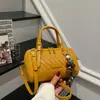 Bolso versátil, moderno, simple, con textura para la axila para mujer, nueva moda 2026, casual, color liso, para llevar al hombro o cruzado, para ir al trabajo