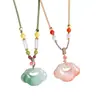 Nuevo Collar con Colgante de Perla y Ágata Estilo Chino Natural Tianshan Verde Lujo Ligero para Mujer Colgante de Collar de Seda Dorada Jade Ruyi Lock