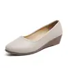 Sapatos Femininos Confortáveis Versáteis de Solado Macio, Sapato Novo de Outono Antiderrapante Plano Simples, Salto Plataforma, Bico Redondo, Sapatos de Trabalho