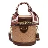 Atacado de fábrica moda verão bolsa de balde a tiracolo nova bolsa de ombro feminina bolsa de mão popular transfronteiriça