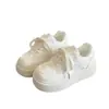 Tênis Branco de Solado Grosso Estilo Coreano para Mulheres 2026 Novo Primavera/Verão Mais Vendido Aumenta Altura Casual Esportivo Board Shoes