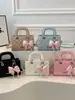 2026 Bolso Pequeño Ligero Nuevo para Mujer, Bolso Cruzado Versátil de Verano, Diseño de Nicho, Bolso Cuadrado Pequeño de Mano/Un Hombro