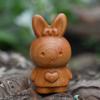 Coleção de Esculturas em Madeira de Tuia de Coelhos para o Ano do Coelho, Vários Estilos para Escolher, Charm de Celular de Cenoura e Coelhinho Fofo de Desenho Animado