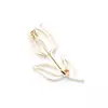 Broche de Rosa Hueco Brillante Color Dorado Simple y Elegante, Pin Anti-Exposición para Abrigo, Accesorio para Cárdigan para Mujer