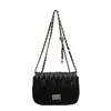 Lingge Bordado Linha Niche Design Bag 2023 Nova Bolsa Feminina Popular Explosiva Corrente Crossbody Bag Ombro Bolsa Quadrada Pequena
