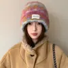 Gorro de Tricô Pelúcia Espesso com Mistura de Lã para Mulheres, Novo Estilo Outono e Inverno, Circunferência Craniana Grande, Gorro de Tricô Quente Protetor de Orelhas