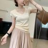 Top Fresco Elegante y de Moda con Cuello en U Nuevo Verano 2025 Ajustado Delgado Versátil Hombro Normal Manga Corta Camiseta para Mujer