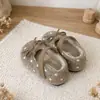 Zapatos Peludos Lisos para Niñas 2026 Otoño/Invierno Nuevos Lindos con Moño Niñas Pequeñas Niños Pequeños Estilo Versátil Mocasines