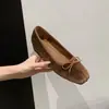 Bailarinas de terciopelo estilo nuevo con tacón oculto, punta fina, suela suave versátil, colección de otoño, 2026, adecuadas para el trabajo, estilo francés, tacón de 4 cm
