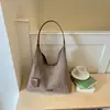 Bolsa de Ombro Trançada Tendência e Fashion, Bolsa Tote Retrô de Grande Capacidade, Cor Sólida, Estilo Único Relaxado, Bolsa de Braço Leve