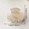 Pinza para el pelo a rayas pequeñas de estilo suave al por mayor de fábrica para flequillo y cabello suelto, pinza de garra versátil, accesorio simple para el cabello para mujeres