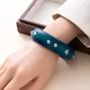 Design Retrô Estrela de Cinco Pontas Rebite Pulseira de Madeira Versátil Tendência Legal Exagerado Acessório Bracelete Joia Exclusiva para Comércio Exterior