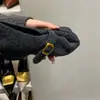 Sapatos Cinza Pelúcia com Bico Fino e Salto Interno Estilo Tweed para Mulheres Outono e Inverno Novos Sapatos de Algodão Estilo Francês Mary Jane com Decote