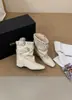 Botas de Caballero Maillard Retro 2026, Botines para Mujer con Aumento Interno de Altura, Punta Cuadrada, Hebilla de Cinturón Botas Vaqueras