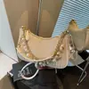 Bolsa de ombro tecida de design nicho transfronteiriça para mulheres, nova bolsa de ombro casual versátil de verão 2026, bolsa transversal de nicho