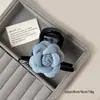 Pasador de Camelia Azul Lazo Francés Nuevo Verano 2025 Pinza Lateral Pasador de Flor Dulce Adorno para el Cabello para Mujeres