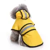 Chubasquero reflectante para perros pequeños, bichones y cachorros, muy popular en Amazon.