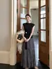 Chaleco Suéter de Punto de Lana Elegante sin Mangas Ceñido a la Cintura Xiu Xixi Otoño 2026 para Mujer K85037