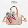 Bolso pequeño súper popular para mujer, nuevo modelo 2026, bolso Boston tipo almohada con estampado de nicho, bolso de hombro y cruzado elegante y versátil