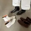 [Couro Genuíno Tamanho Plus] Altura do Salto de 2CM ~ Novas Botas de Moda Outono/Inverno com Bico Quadrado, Salto Quadrado, Zíper Lateral, Salto Baixo e Solado Macio Confortável