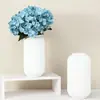 Venta al por mayor Linterna Blanca Grande de Arte Minimalista Nórdico Forma de Linterna Recta Anticaída Plástico Cerámico Imitación Jarrón para Arreglo Floral con un Toque de Alta Gama